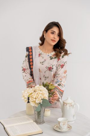 ZOHRA LAWN 3PC-UNSTITCHED DIGITAL PRINT LAWN D-04-MOTIFZ