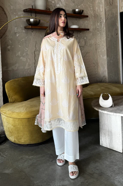 READY TO WEAR- Stitched 3 Piece – Embroidered Lawn – 551 –