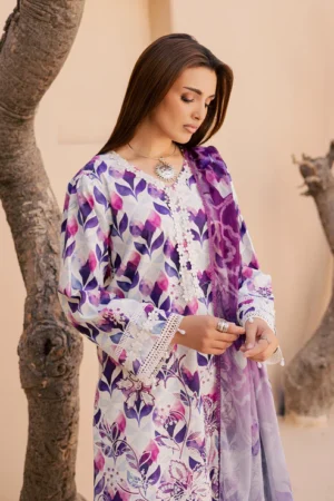 Savoy 3 Piece - Premium Embroidered Lawn - 3731