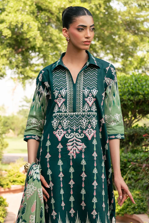 3 Piece – Premium Embroidered Lawn – 3756